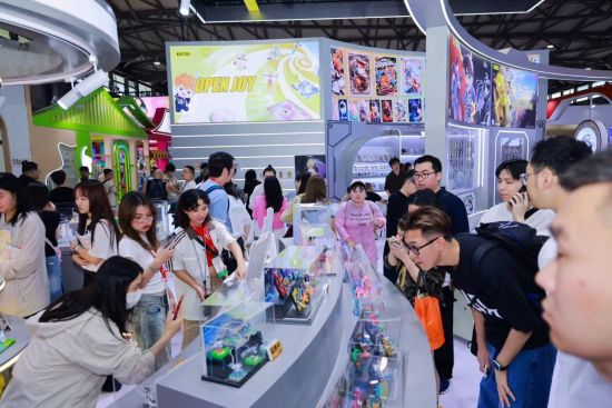 卡游亮相2025上海玩具展:新 IP、新品類、TCG 多重亮點(diǎn)引領(lǐng)文創(chuàng)潮流